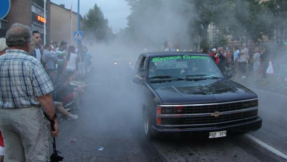 Polisen förstärker bemanningen inför helgen för att hindra spontancruising. Foto: Jonas Edberg
