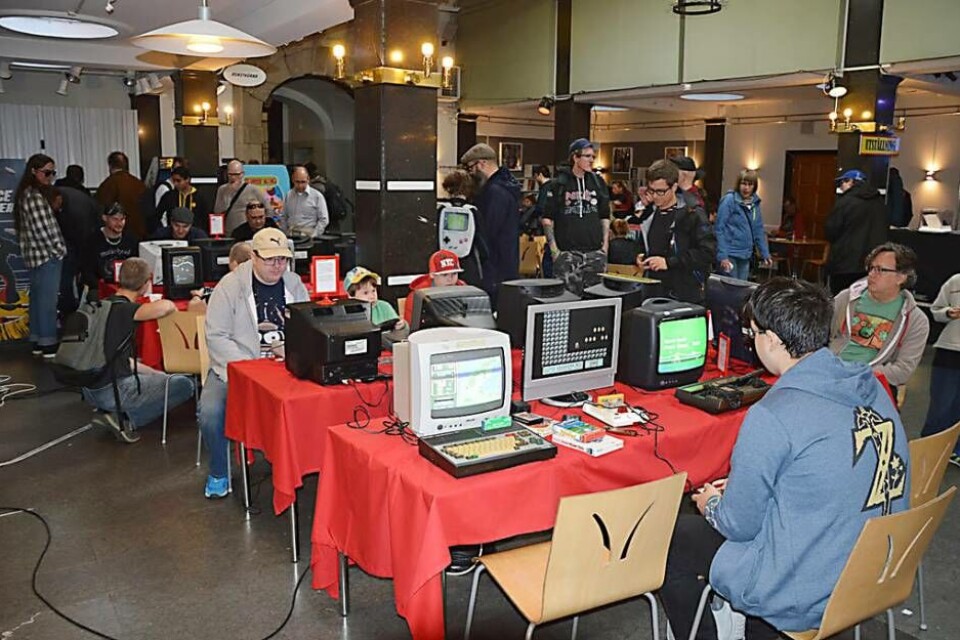 Möjligheten att prova på äldre spel erbjuds såklart. Foto: Retrogathering