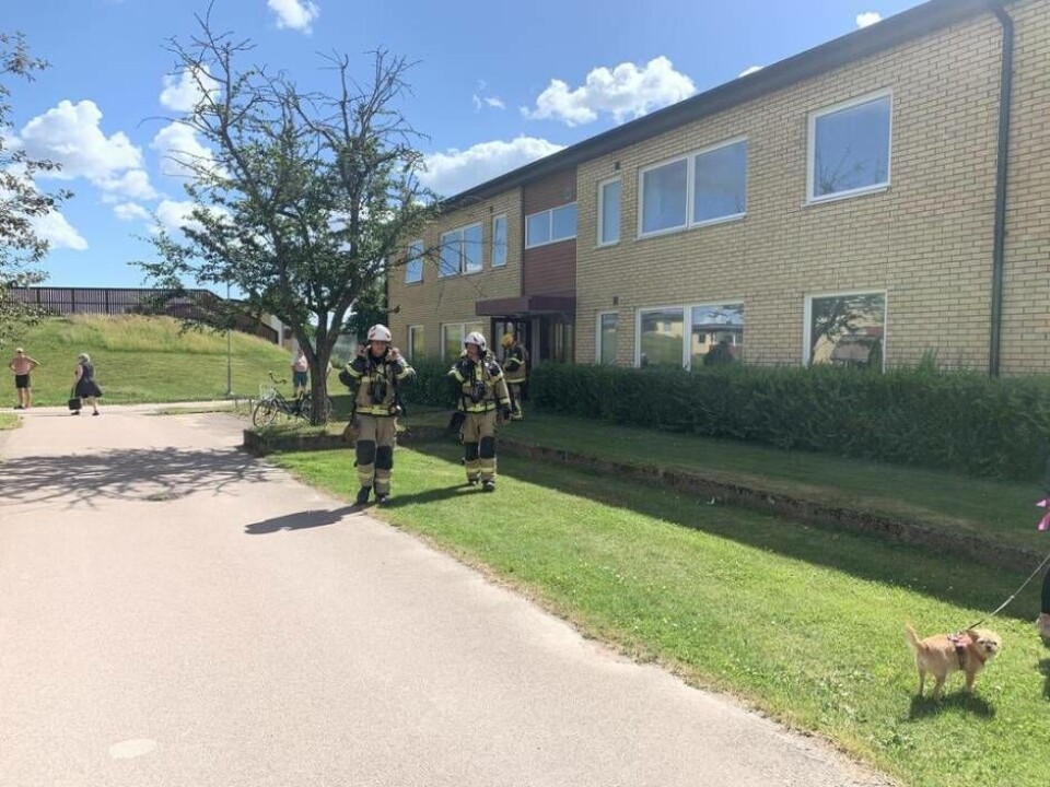 Räddningsstjänsten på plats vid Smältverksgatan. Foto: Jonas Edberg