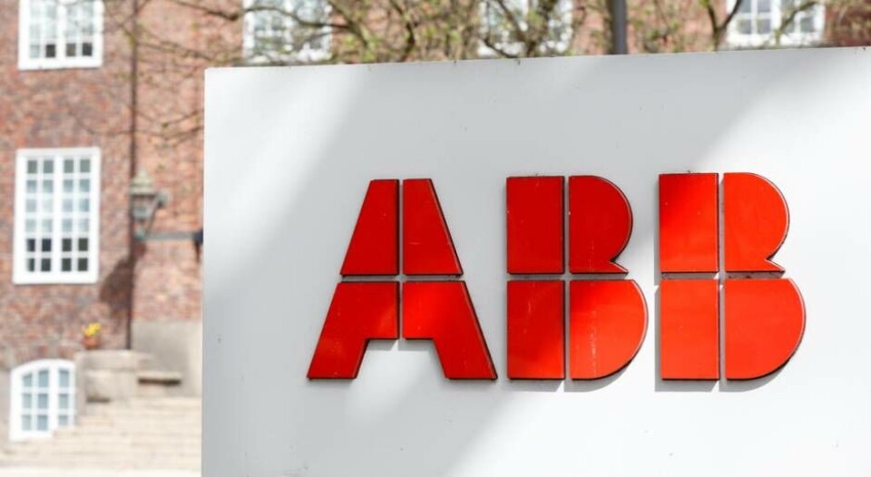 Skylt för ABB vid ABB Sveriges huvudkontor Kopparbergsgatan 2 i Västerås. Foto: Roland Magnusson