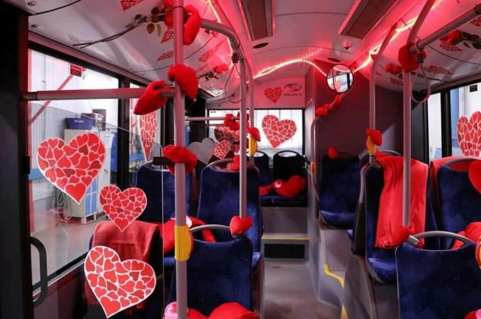 HJÄRTAN. Extra kärleksfullt på VL-buss. Foto: VL