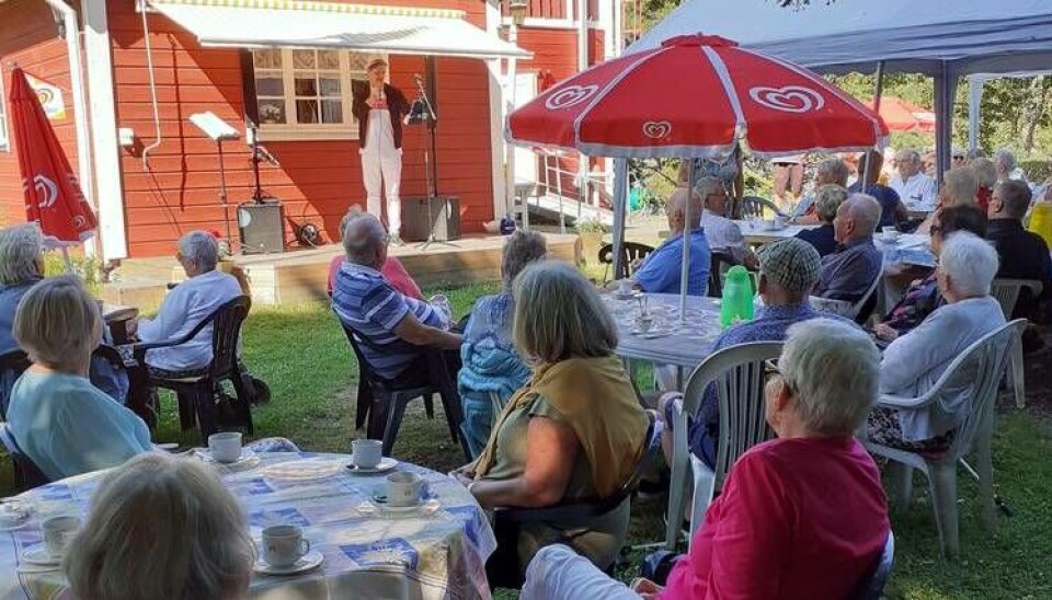 Söndagsträff vid Sommarhemmet, Björknäs i Kvicksund. Foto: PRO