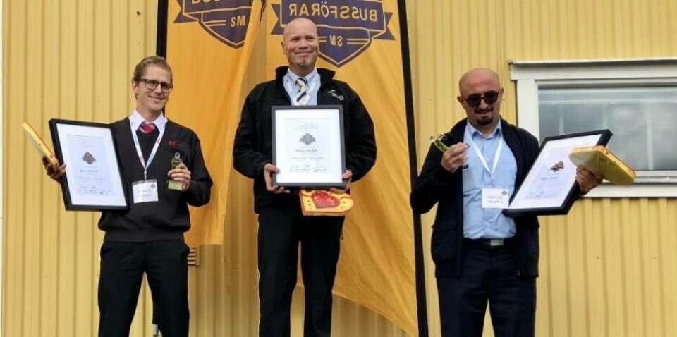 På andra plats kom Erik Lindgren från Umeå, i mitten Denny Bauer från Västerås, och tredjeplatsen gick till Abdul Husein från Grimbo. Foto: Sveriges bussföretag
