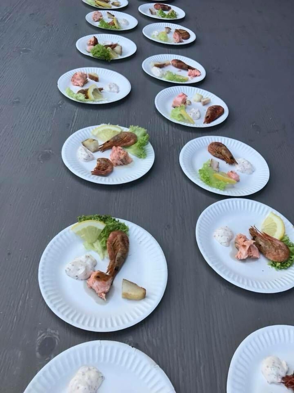 Förra året bjöd Ängsö fisk bjöd på smakbitar av sina produkter Foto: Föreningen Ängsövägen