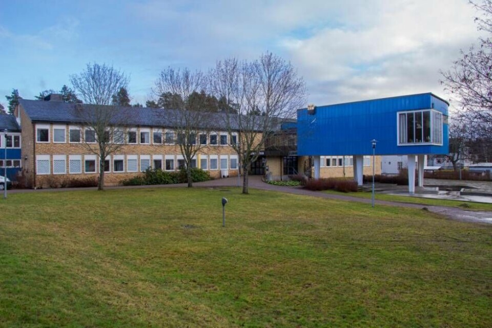 Surahammars kommun har beslutat att öppna verksamheten efter det kraftiga coronautbrottet som drabbade kommunen.