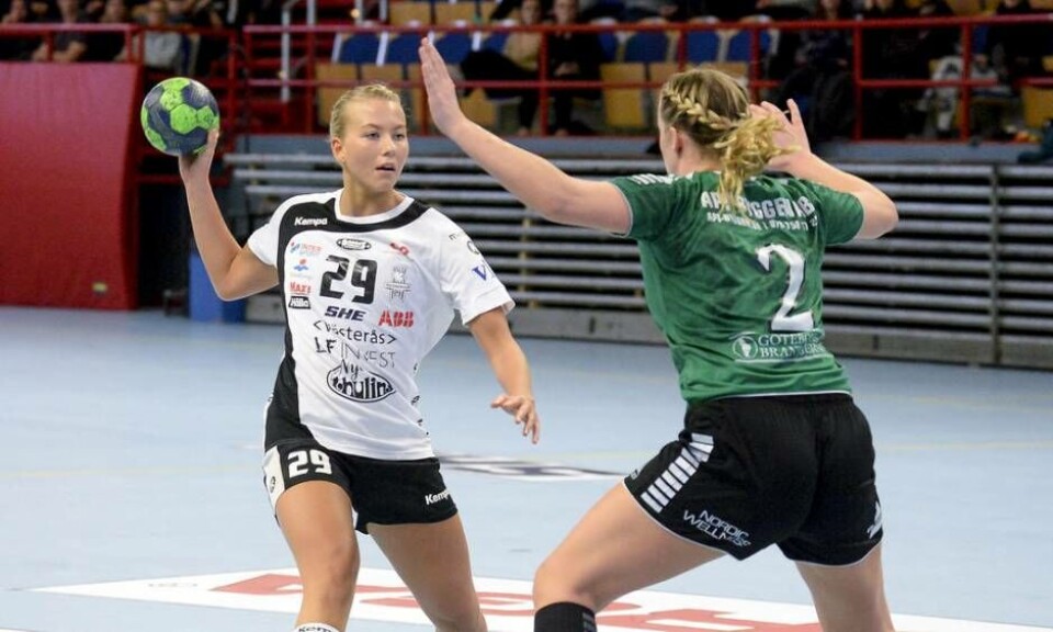 Frida Rosell stod för fem mål när VI vann över Önnered med 25–21 Foto: STEFAN LINDGREN×1 / 2Visa bildtextBild 1 av 2