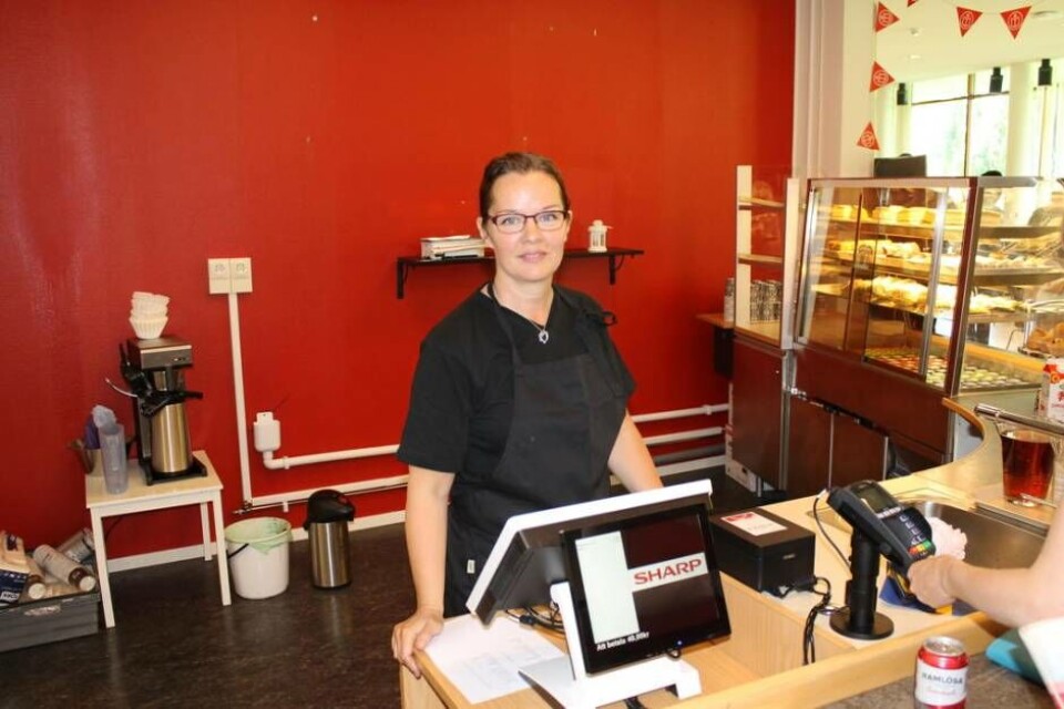 Kaféansvarig. Ingeborg Hedén från AMA Arbetsmarknad är ansvarig för kaféet. Foto: Lasse Olsson