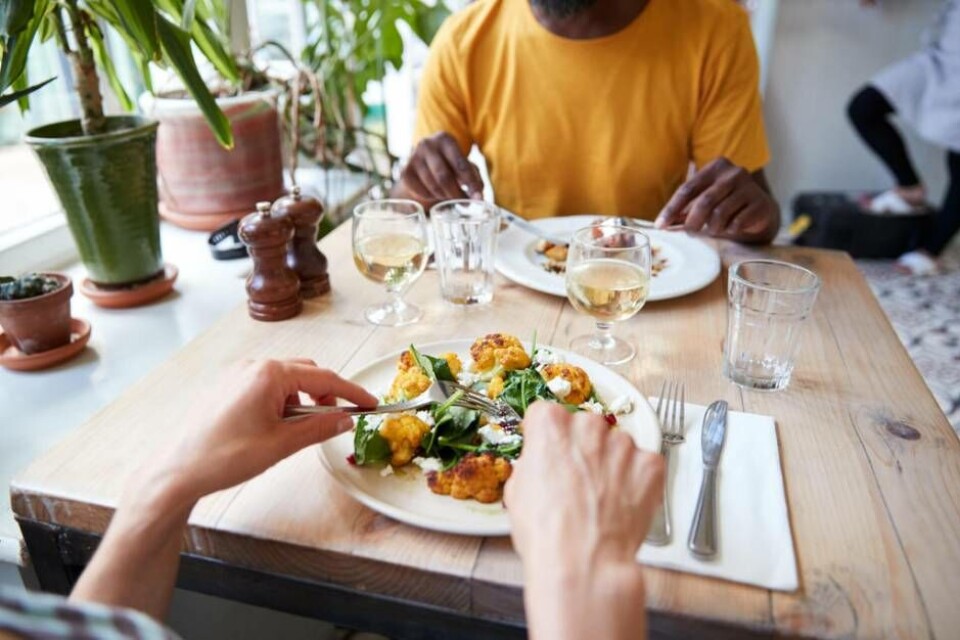 1 200 jobb inom hotell och restaurang i länet kan vara i farozonen