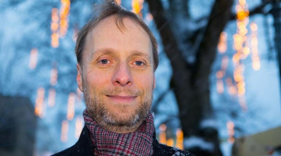 Biskop Mikael Mogren håller i julnattsmässan i Västerås domkyrka. Foto: Åke Paulsson