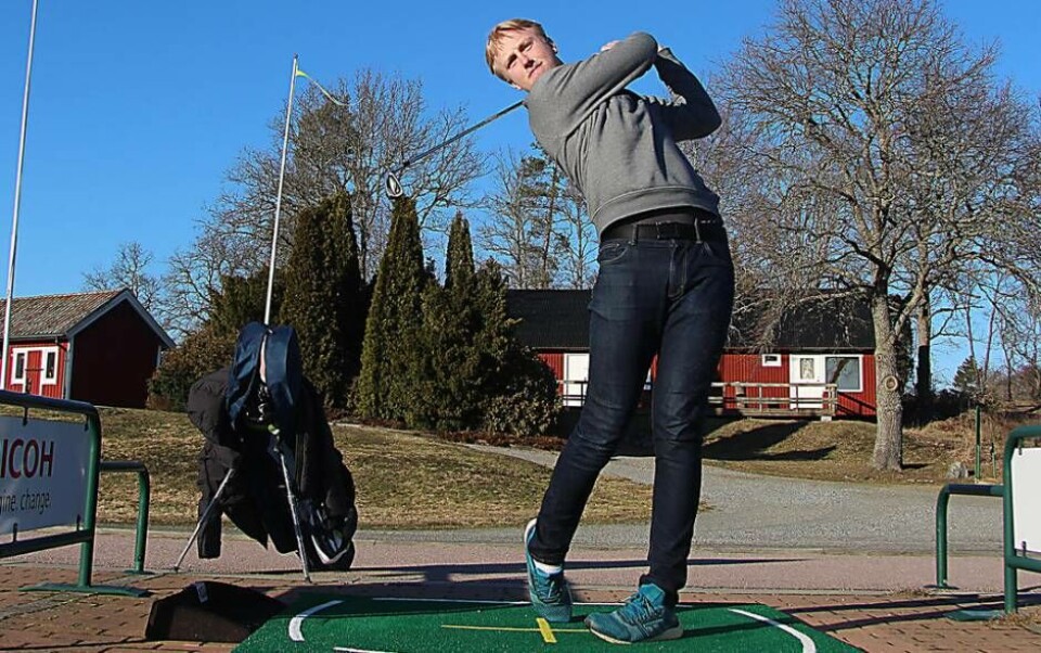 Ängsö GK:s Simon Wallén kom tvåa på Teen Tour-tävlingen. Före sig i prislistan hade han endast klubbkompisen Elias Guedra. Foto: Jonas Bergkvist
