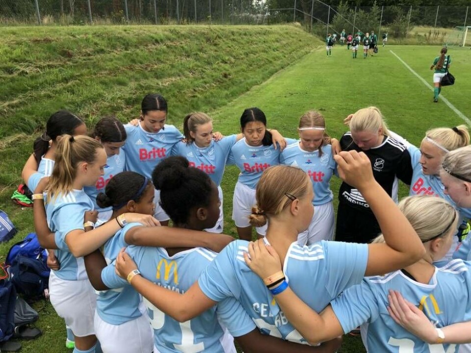 GIF F04/05/06. Här ses ett av GIF:s två lag som deltog under den stora turneringen Eskilscupen i Helsingborg. Resultat blev fina tredje- och femteplatser. Foto: Privat