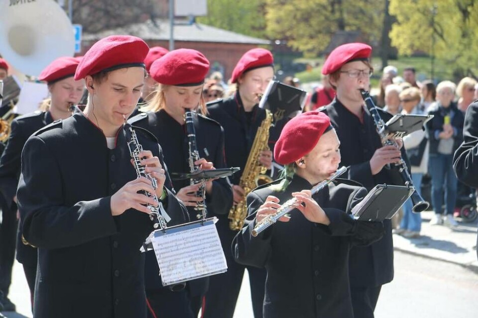 Parad. MusikRUM:s årliga parad genom city brukar locka många nyfikna åskådare. I år startar den vid Fiskartorget lördag 19 maj klockan 12.00. Foto: Sandra Fonnisson