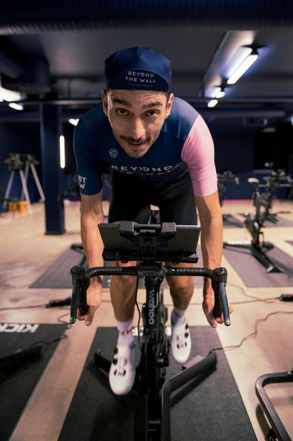 Rodde Vera öppnade Beyond The Wall Cycling Studio i Hässlöhuset i höstas. Foto: Daniel Breece