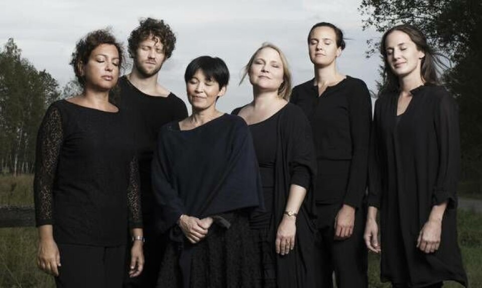 Mystikens systrar. Musikaliska nunnor och banbrytande feminister, en scenisk konsert med överjordisk musik från klostervalven. Foto: Chrisander Brun