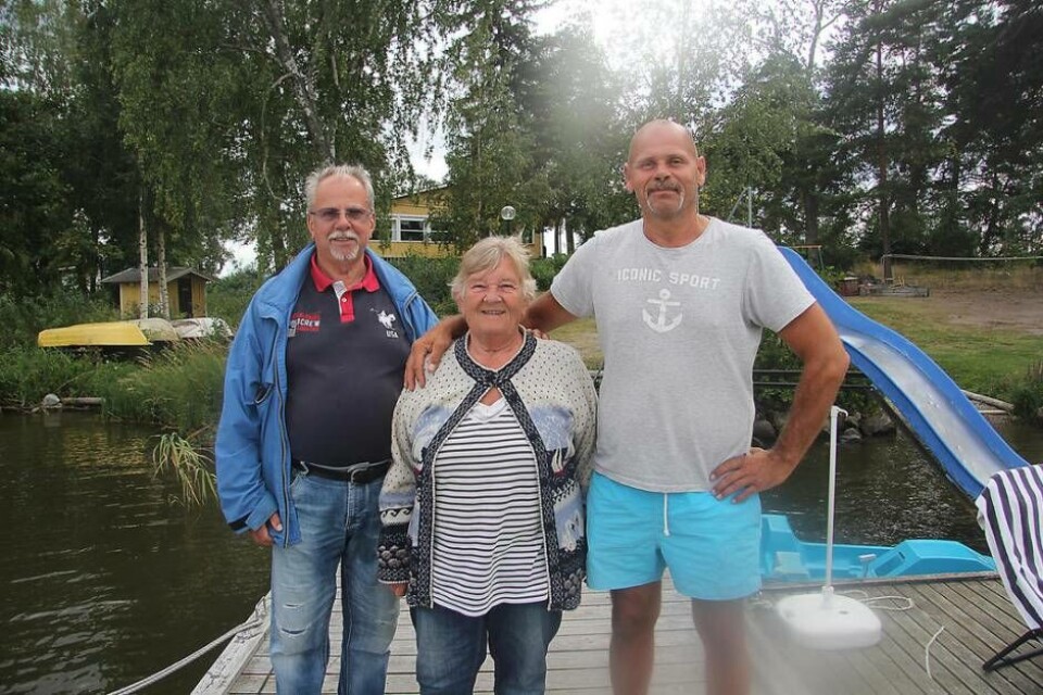 Trivs på Strömskär. Börge Lindgren, Gunnel Hedlund och Stefan Lindgren. Foto: Jonas Edberg