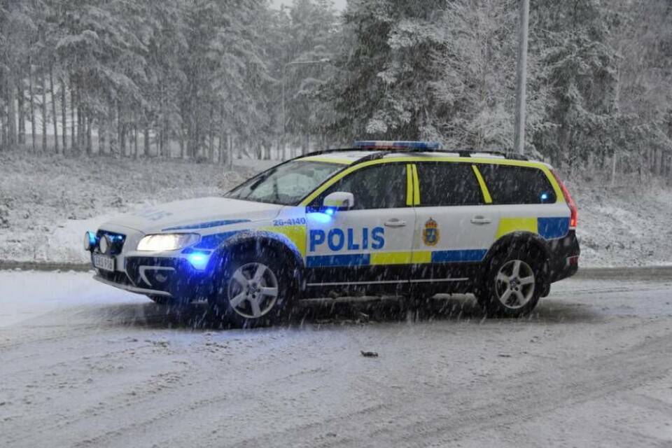 Polisen varnar för halt väglag på E18