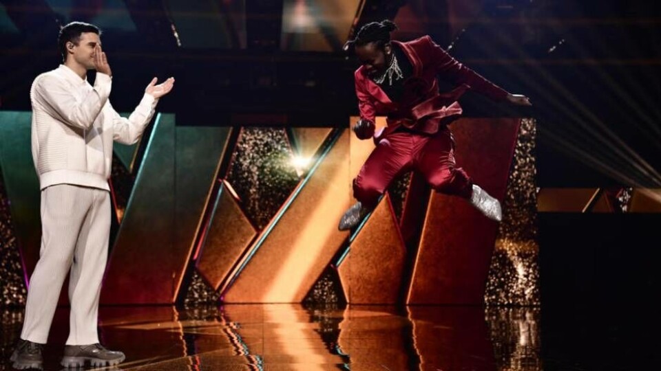 Den tidigare västeråsaren Tusse i ett segerskutt efter att det stod klart att han vunnit Melodifestivalen 2021. Han får nu representera Sverige i Eurovison song contest senare i vår. Foto: Stina Stjernkvist/SVT
