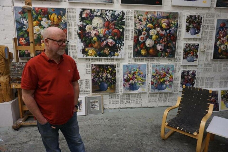 Anders Hultman visar sina färgexplosiva blommor i helgen. ×1 / 2Visa bildtextBild 1 av 2