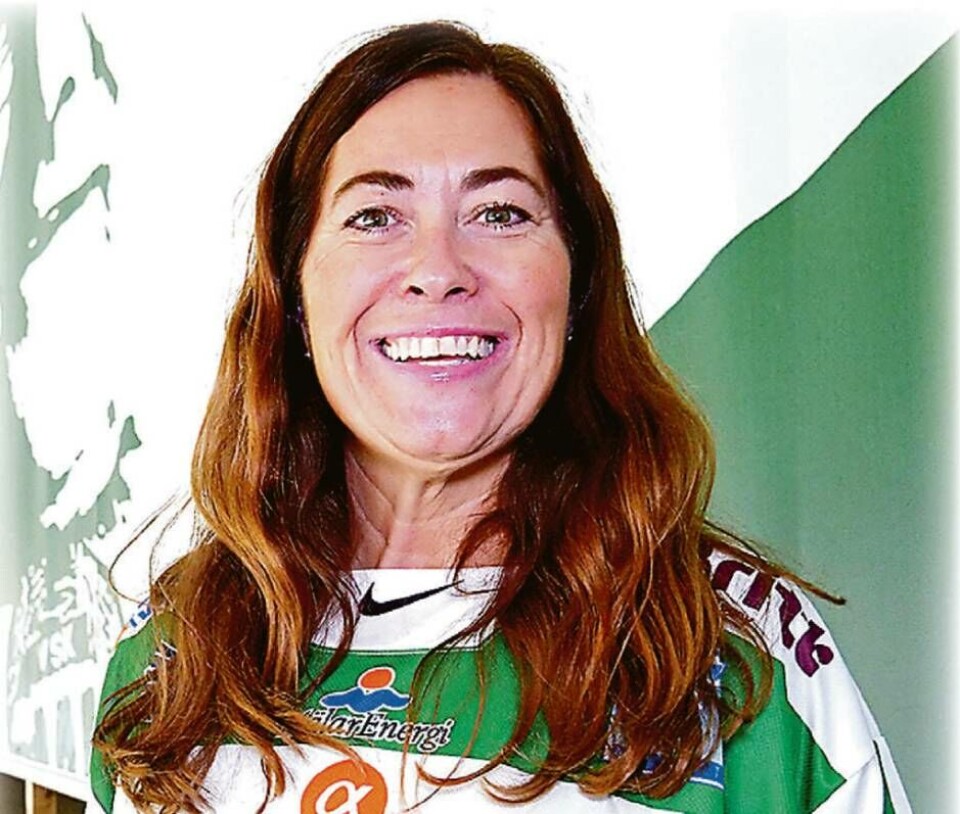 Framtidstro – trots allt. VSK Bandys ordförande Gisela Stockhaus ser ”otroligt bekymmersamt” på det ekonomiska läget som klubben befinner sig i. Men framtidstron finns trots allt. ”Vi behöver hjälp. Men vi har redan fått mycket stöttning. Vi ska lösa det här”, säger hon. Foto: VSK