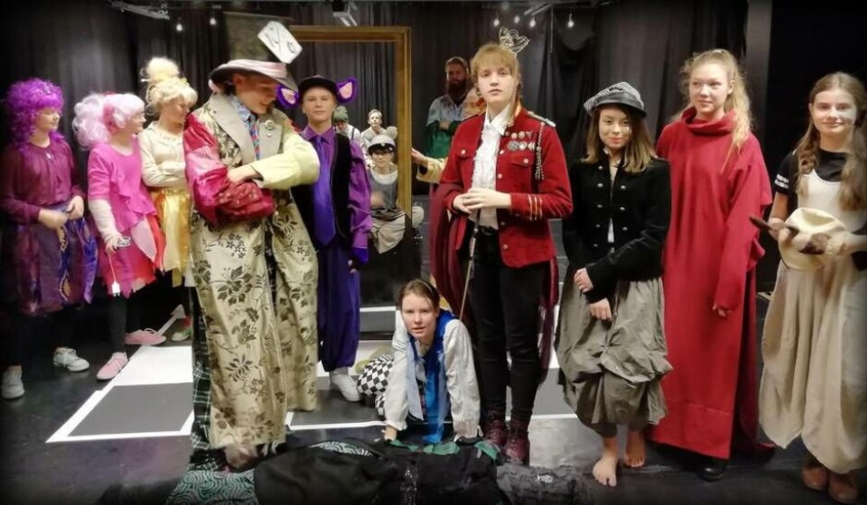 Ur pjäsen 'Alice' Foto: Sirkka Albinsson, Teater Oliver