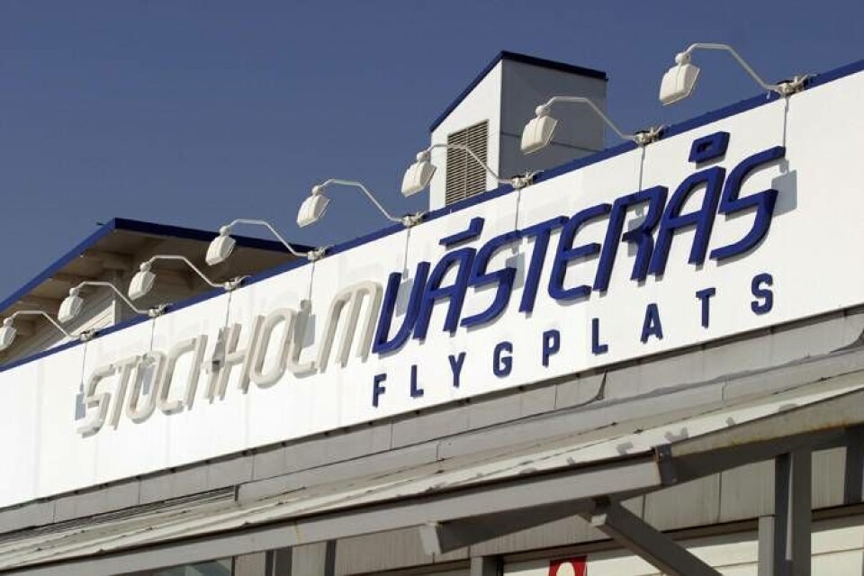 Fyra ungdomsförbund gör gemensam sak: Vill lägga ner flygplatsen