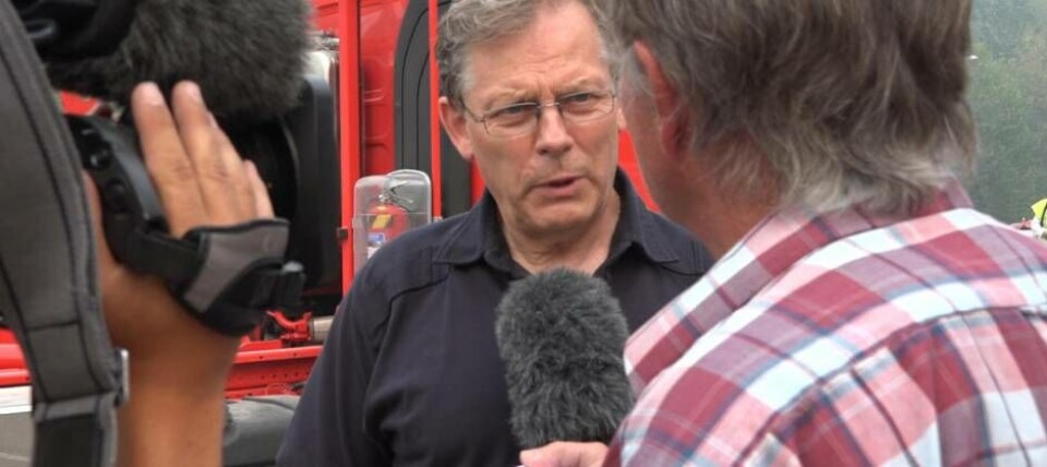 Räddningsledaren Lars-Göran Uddholm medverkar i dokumentärfilmen. Här ses han i en av alla tv-intervjuer (SVT) han gjorde under brandsommaren 2014. Foto: Oiva Berg