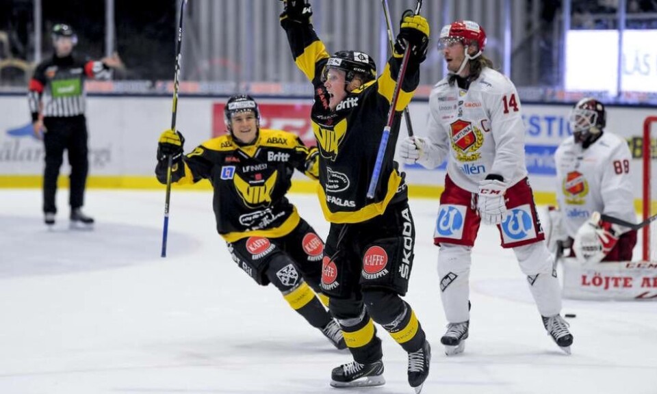 Kalle Östman stänkte in 4–2 i dagens kvällens match mot Almtuna. Foto: Stefan Lindgren/Arkiv