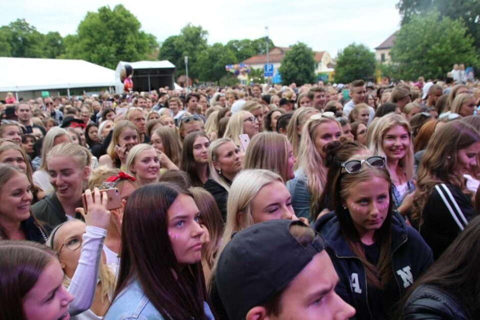 Fiskartorget var fullt vid spelningarna på huvudscenen under cityfestivalen. Här en bild från tidigare år. Foto: Västerås Tidning/Arkiv
