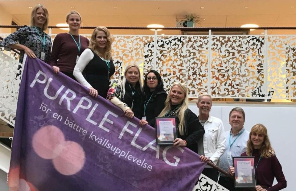 Representanter för samtliga städer som om- eller nycertifierades under torsdagen. Foto: Västerås citysamverkan