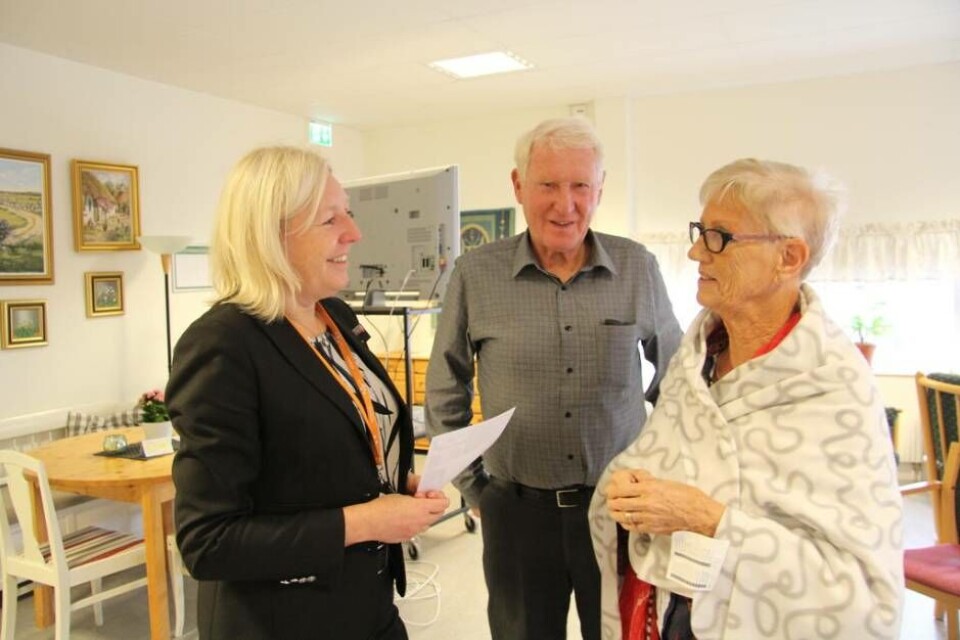 Therese Flöijer svarade på frågor från de intresserade åhörarna. Foto: Helena Andersson×1 / 3Visa bildtextBild 1 av 3