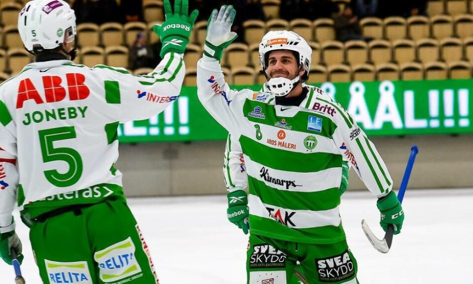 Tobias Holmberg har precis gjort 3–0 till VSK. Men det blev en betydligt jämnare tillställning till slut i seriefinalen. Foto: STEFAN LINDGREN