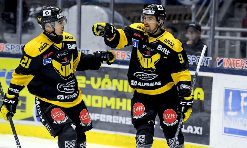 VIK har fått upp ångan. Senaste veckan inkasserade gulsvart tre raka segrar och nio friska poäng. Foto: Stefan Lindgren
