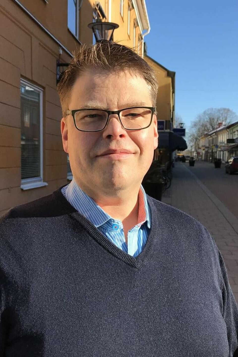 Anders Wigelsbo. Kommunalråd i Sala.Daniel Holmvin. Kommunchef i Sala.