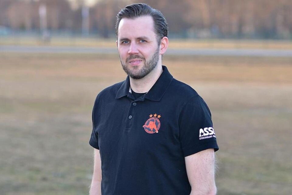 Tar över. John Kvist – ny tränare för Rönnbys innebandydamer. Foto: Rönnby