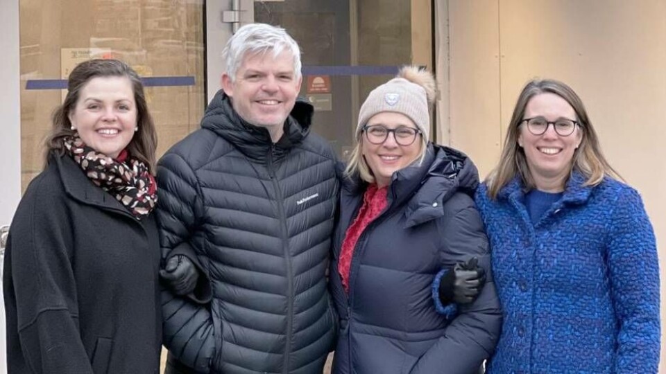 Réka Velle, Jonas Foldevi, Jasmina Zlatarac Kujundzic och Marie Sundt utanför Tegnér vårdcentral i Västerås. Réka Velle, Jonas Foldevi, Jasmina Zlatarac Kujundzic och Marie Sundt utanför Tegnér vårdcentral i Västerås.