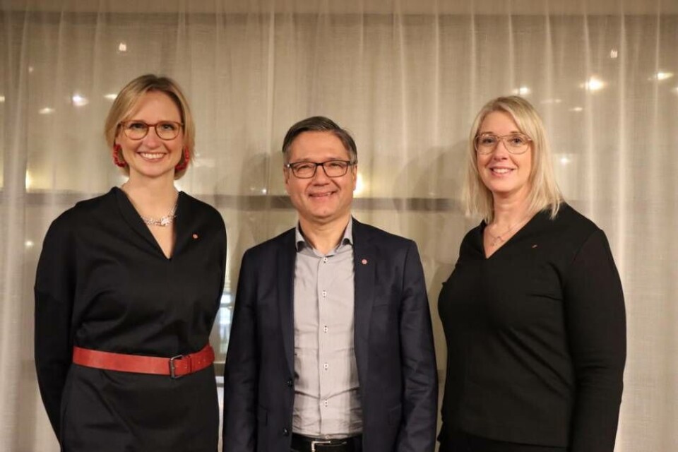 Socialdemokraternas tre listettor: Åsa Eriksson, Kenneth Östberg och Ulrika Spårebo.