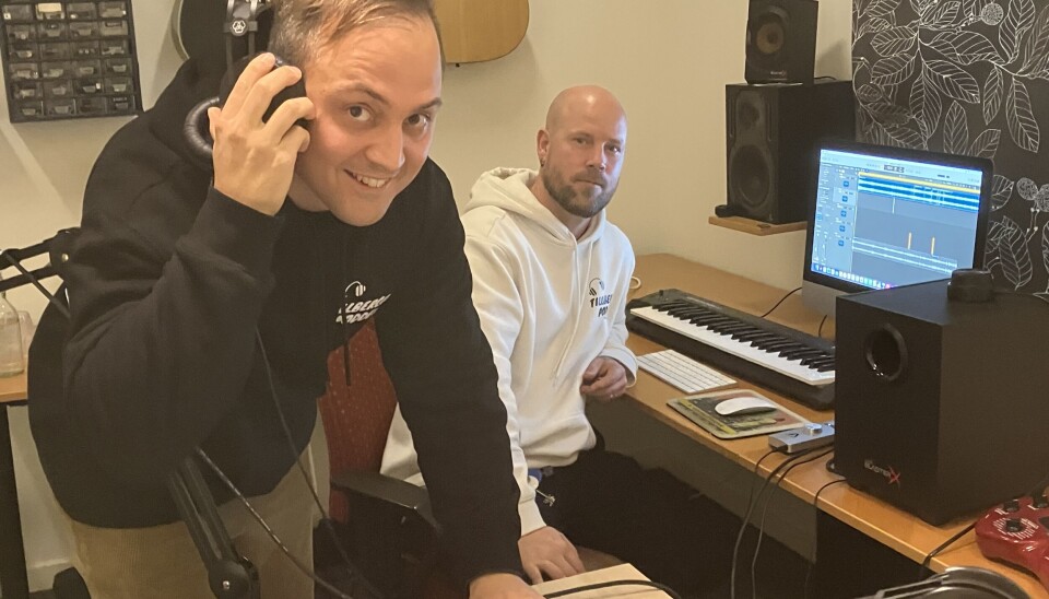 Linus Kuul och Johan Pirhonen driver Tillbergapodden.