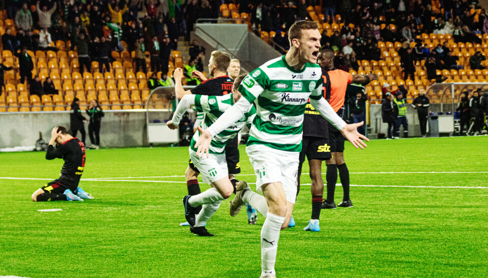 VSK-forwarden Viktor Granath har utsetts till Superettans bästa spelare 2022. Här har han precis gjort ett av säsongens totalt 24 mål, nytt rekord för serien.