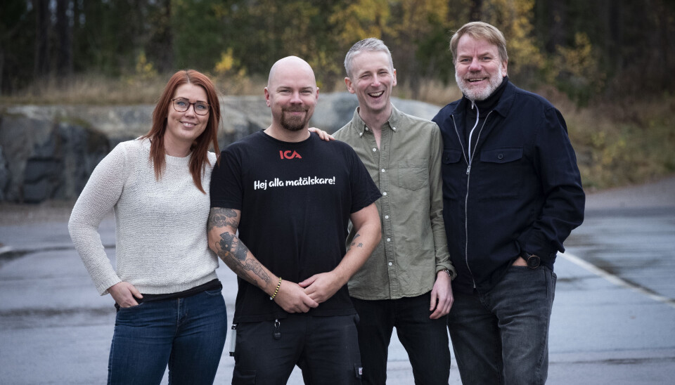 julinsamling. Amanda Gahm, Lokala hjälpen, Peter Weiler, ICA Kvantum Västerås, Rickard Salzmann, Västerås stadsmission och Staffan Braw, Lokala hjälpen. julinsamling. Amanda Gahm, Lokala hjälpen, Peter Weiler, ICA Kvantum Västerås, Rickard Salzmann, Västerås stadsmission och Staffan Braw, Lokala hjälpen.