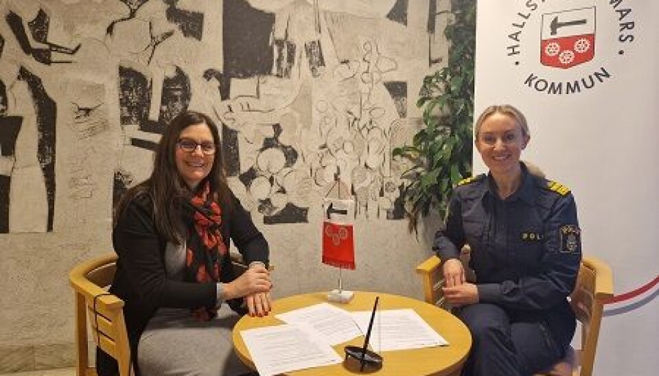 Nysignerat. Medborgarlöftet för 2023 signerades av Catarina Pettersson (S) och lokalpolisområdeschefen Maria Bäck.