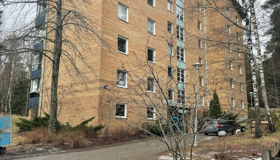 Karlfeldtsplatsen 9 i Västerås. Karlfeldtsplatsen 9 i Västerås.