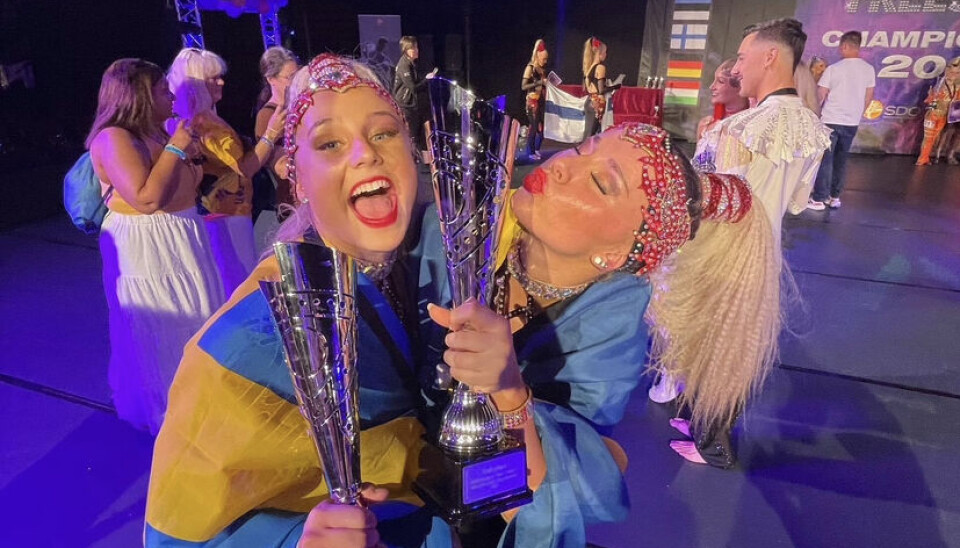 EM-silver. Alva Knudsen och Alice Sjöström – Disco Par. EM-silver. Alva Knudsen och Alice Sjöström – Disco Par.