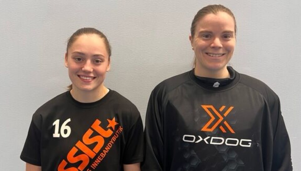 VM-spelare från Rönnby. Wilma Johansson och Monika Schmid.