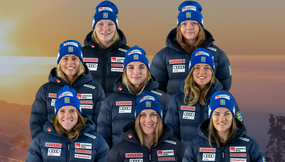 En i (blågula) gänget. Moa Landström (längst bak till vänster) ihop med landslagskollegorna och världsstjärnor som Sara Hector och Anna Swenn Larsson.