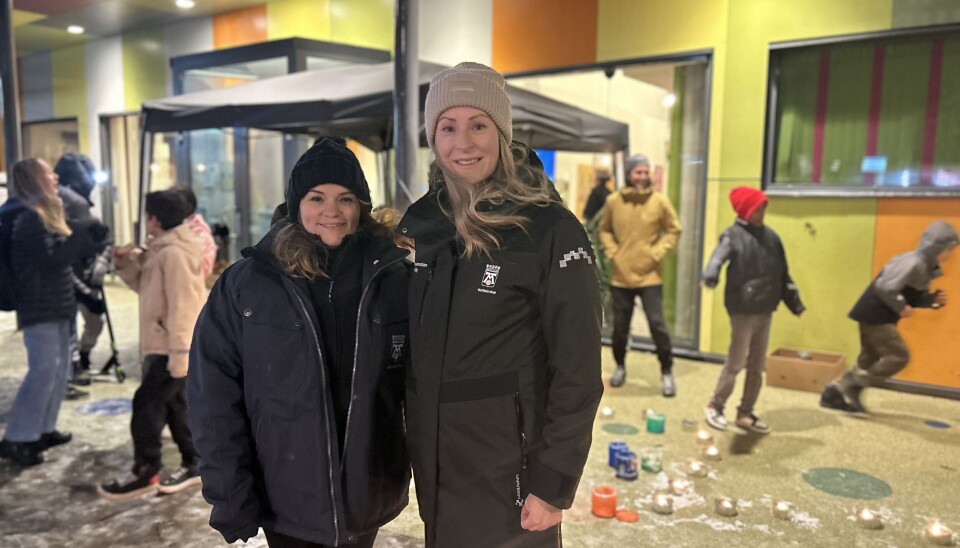 Paola Lind och Michelle Linhart.
