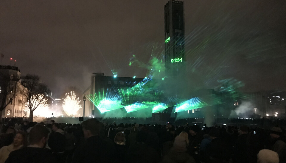 Nyårsafton – lasershow. Det nya året kommer att firas in traditionsenligt på Fiskartorget i Västerås, detta år dessutom med en matinéföreställning.