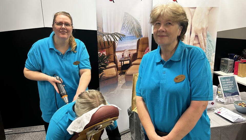Avkoppling. Annelie Axelsson (till höger) och hennes kollegor erbjöd massage.