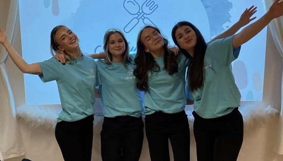 Tjejerna i Baby Cutlery UF, Alva, Frida, Tyra och Sandy är klara för SM-final i Alumninästet.