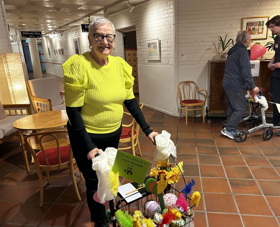 Inger Sundqvist tog hem en delad förstaplats med sin påskfina rollator.