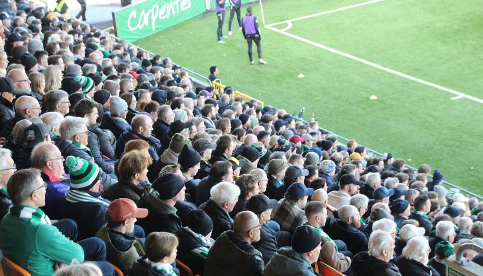 Nytt publikrekord på Hitachi Energy Arena, 7 009 personer hade letat sig till den allsvenska hemmapremiären.